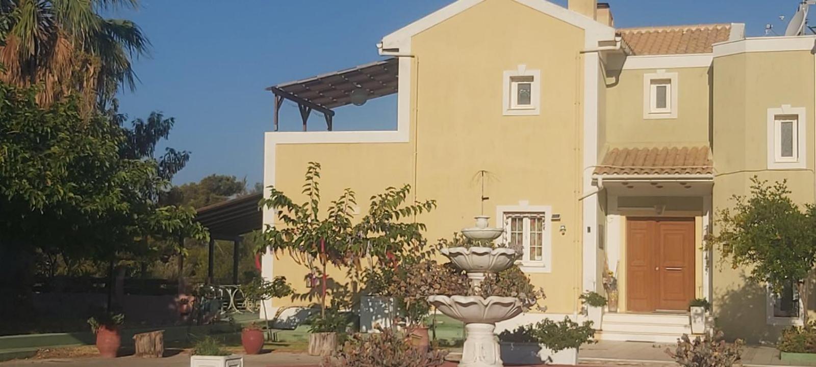 Acqui Villa Аргостолион Екстериор снимка