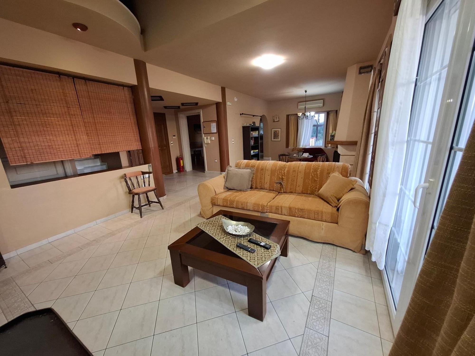 Acqui Villa Аргостолион Екстериор снимка