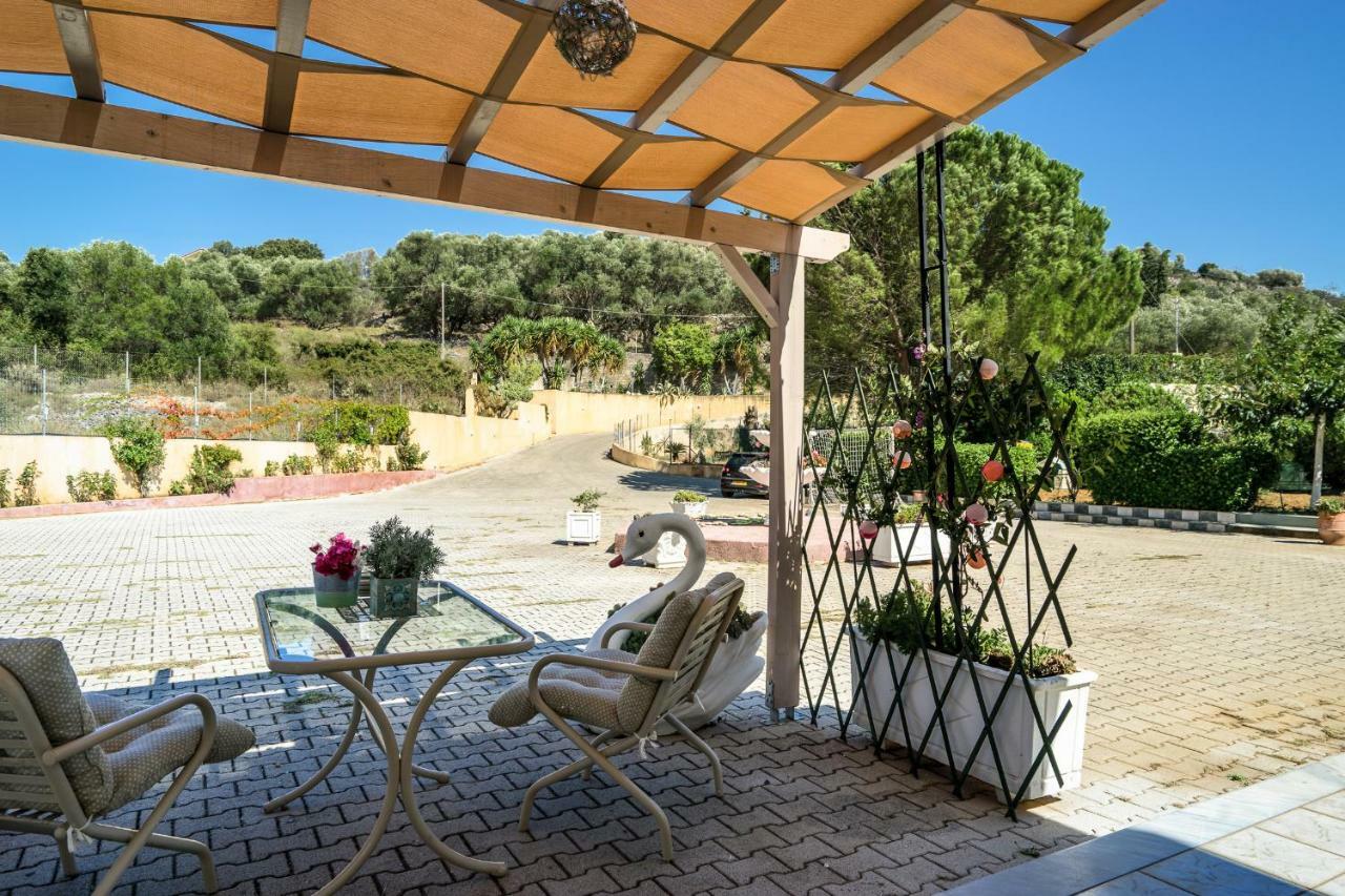 Acqui Villa Аргостолион Екстериор снимка