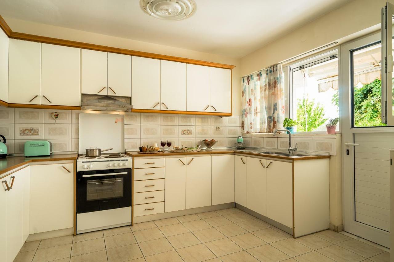 Acqui Villa Аргостолион Екстериор снимка