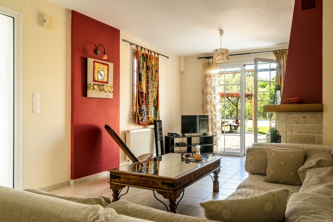Acqui Villa Аргостолион Екстериор снимка